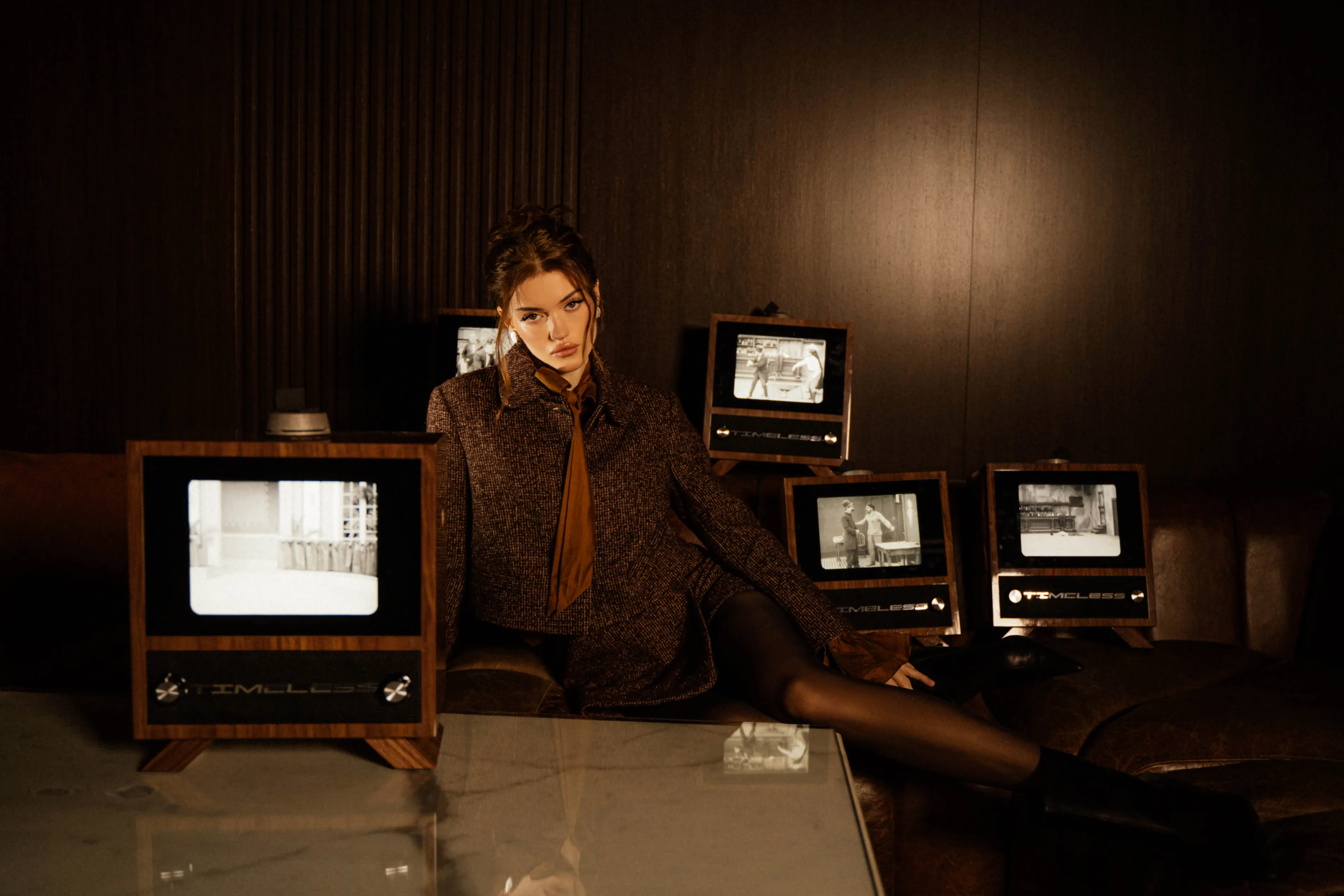 Stream your content from your laptop or smartphone to TV